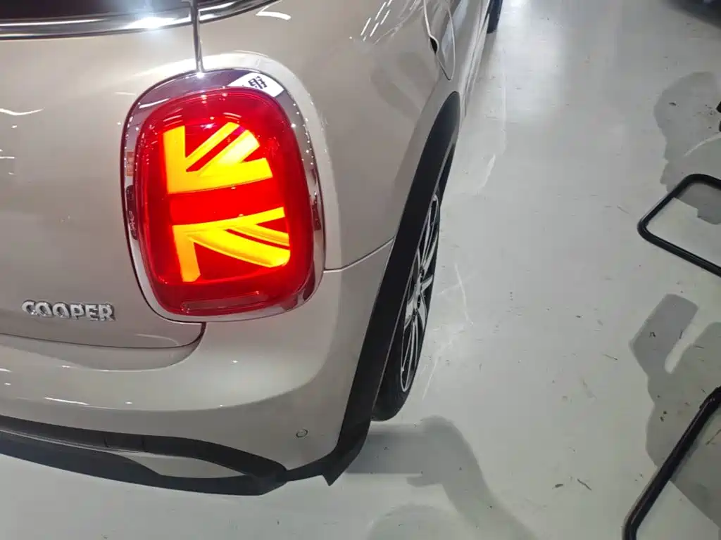 MINI 2023 facelift 1.5T COOPER artist купить на сайте DeffCars