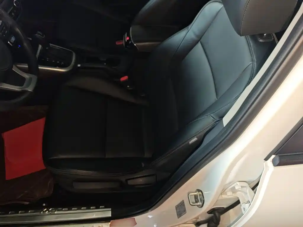 KX3 Ao Pao 2017 1.6L automatic Aoya version купить на сайте DeffCars