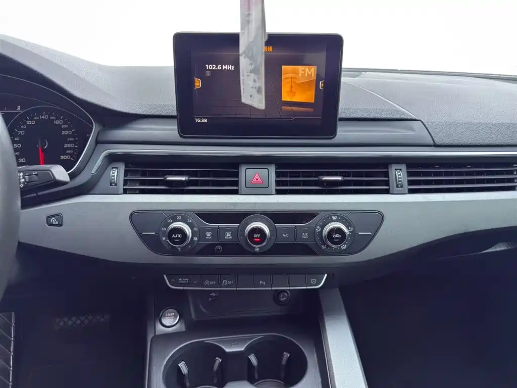 Audi A4L 2019 40 TFSI Enterprising National VI купить на сайте DeffCars
