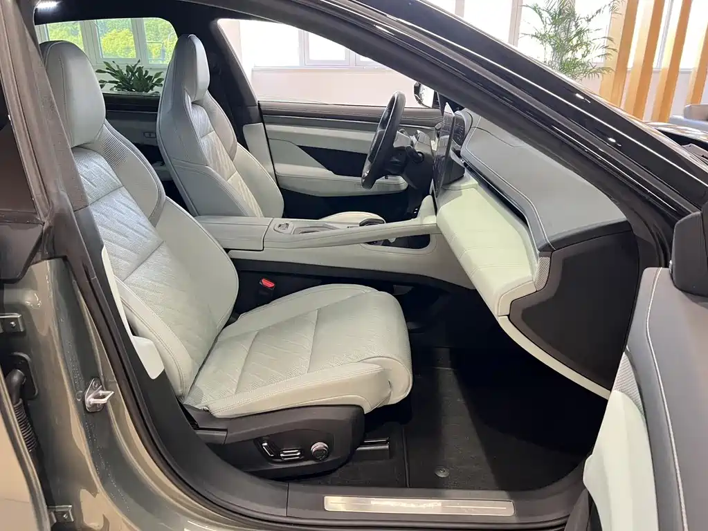 Jikrypton 001 2025 YOU version 100kWh four-wheel drive купить на сайте DeffCars