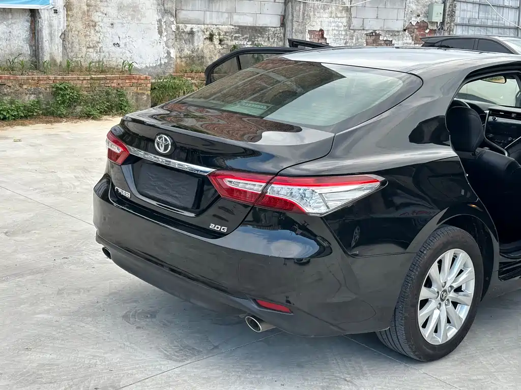 Camry 2021 2.0g Deluxe Edition купить на сайте DeffCars