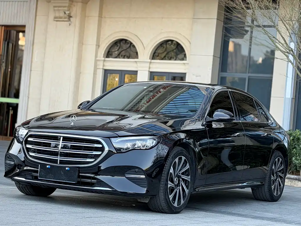 Mercedes-Benz E-Class 2024 E 300 L Luxury Model купить на сайте DeffCars