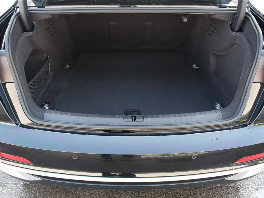 Audi A6L 2023 40 TFSI luxury and dynamic model купить на сайте DeffCars