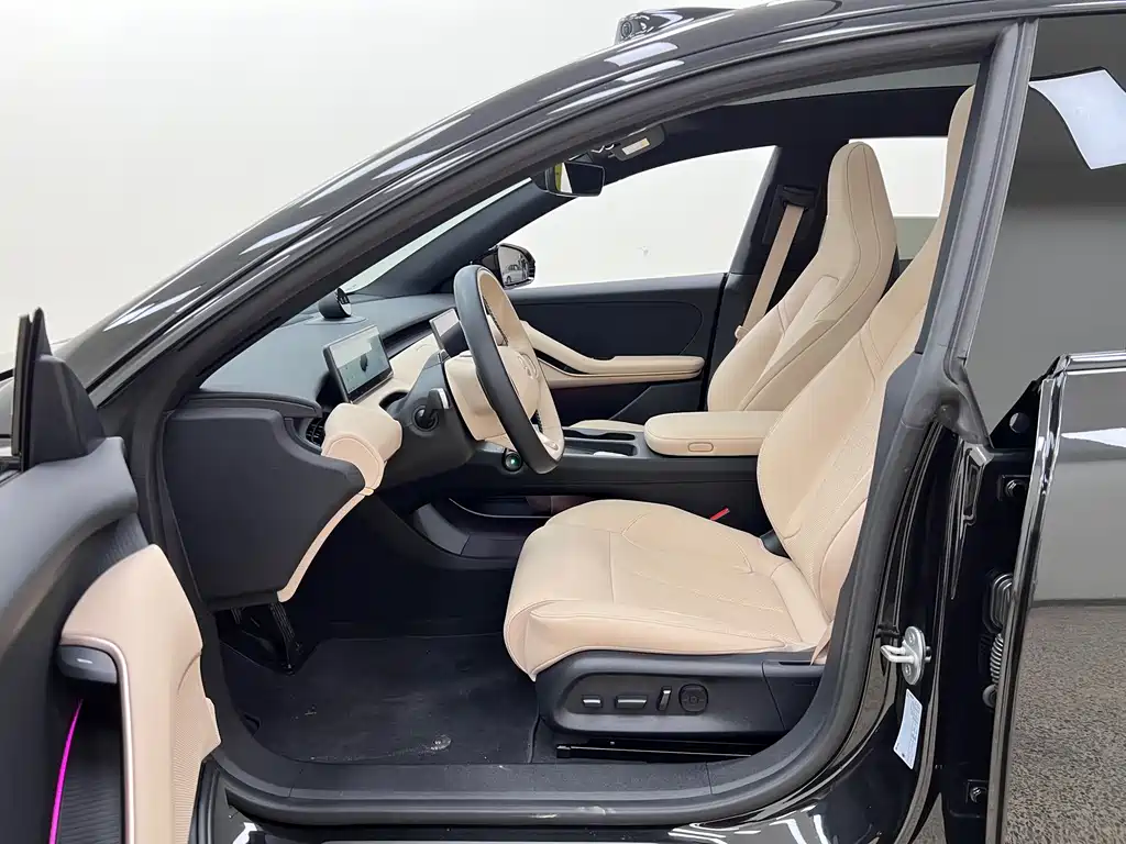 NIO ET5T 2024 model 75kWh Touring купить на сайте DeffCars