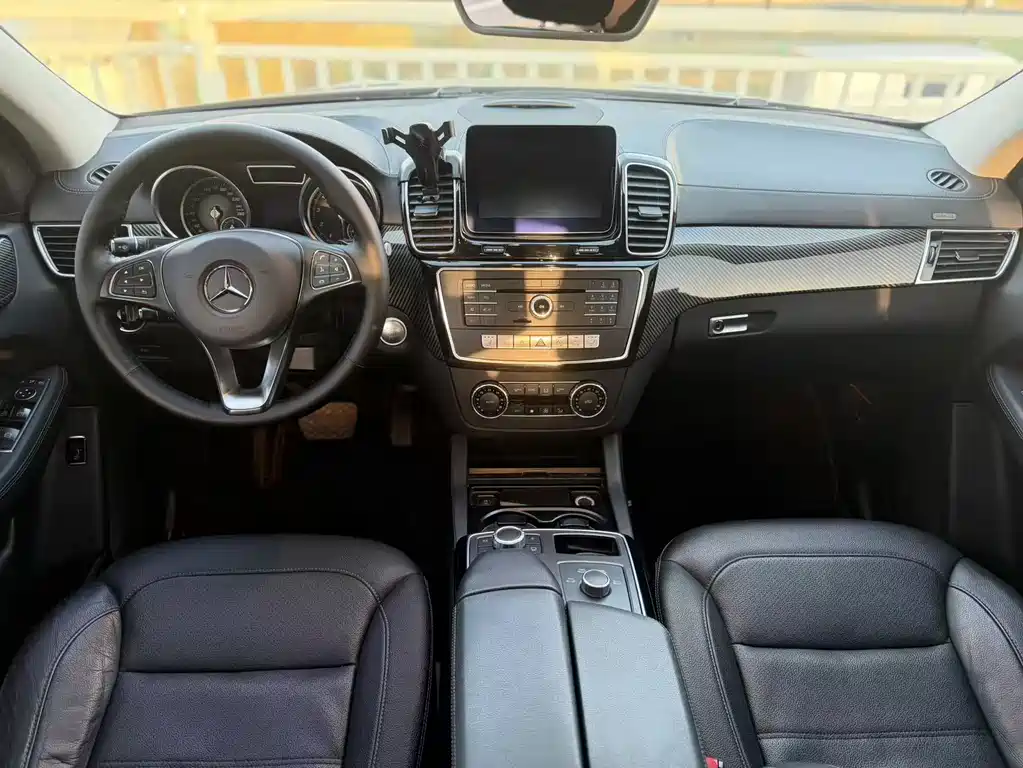 Mercedes-Benz GLE Coupe 2015 GLE 320 4MATIC Coupe SUV купить на сайте DeffCars