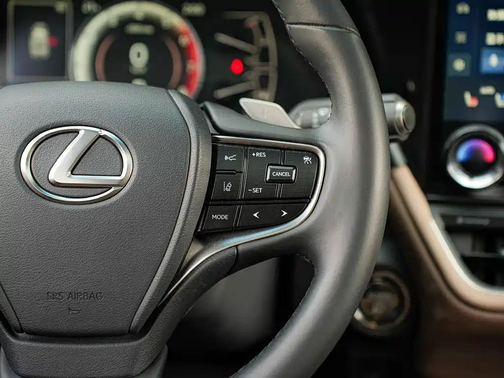 Lexus ES 2025 300h Premium Edition купить на сайте DeffCars