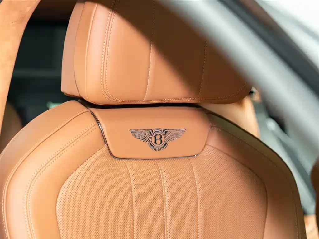 Flying Spur 2022 4.0T V8 Standard Edition купить на сайте DeffCars