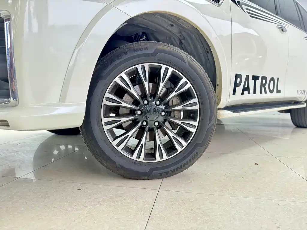 Patrol 2018 4.0L LinkedIn model купить на сайте DeffCars