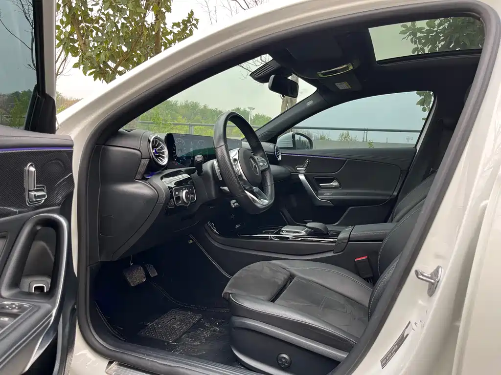 Mercedes-Benz A-Class 2021 A 200 L Sports Sedan Fashionable купить на сайте DeffCars