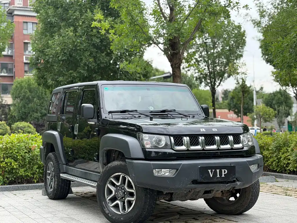 Beijing BJ40 2016款 2.3T 自动四驱尊享版 купить на сайте DeffCars