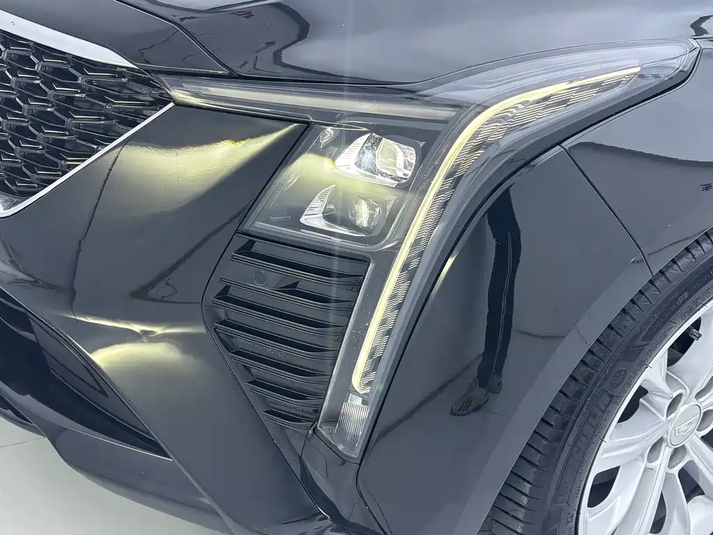 Cadillac CT5 2024 28T Luxury Pro купить на сайте DeffCars