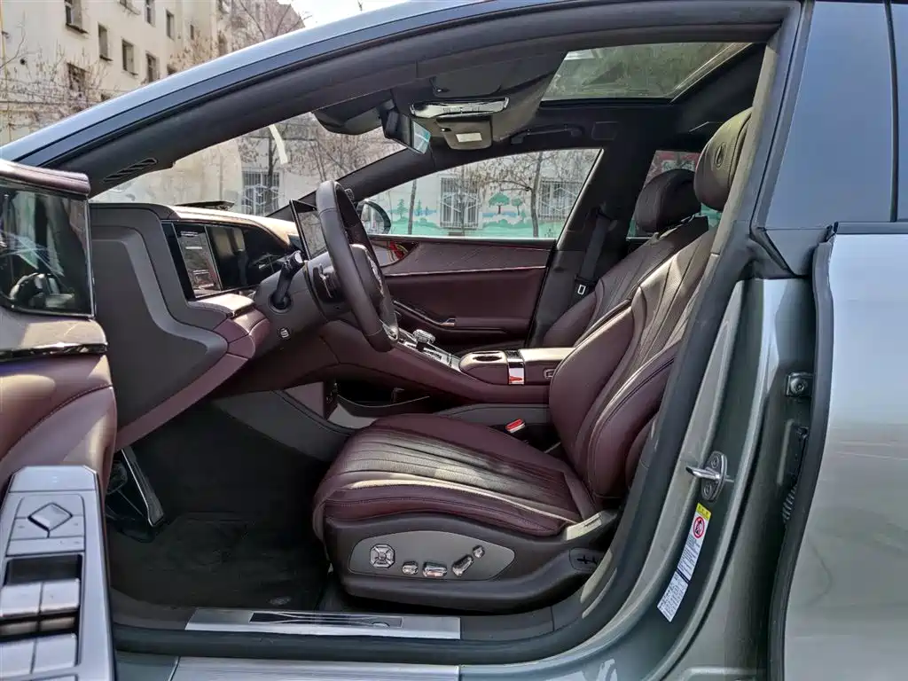 Denza Z9GT 2024 1100 four-wheel drive Ultra version купить на сайте DeffCars