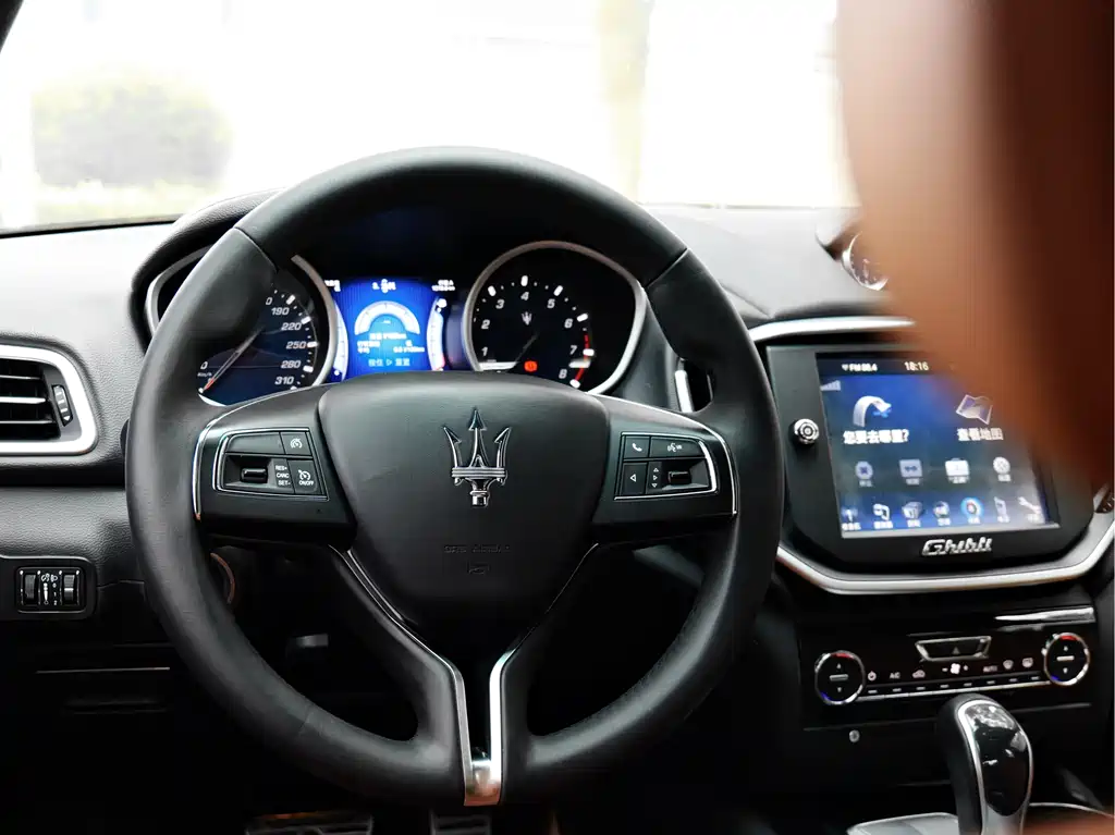 Ghibli 2014 3.0T Standard Edition купить на сайте DeffCars