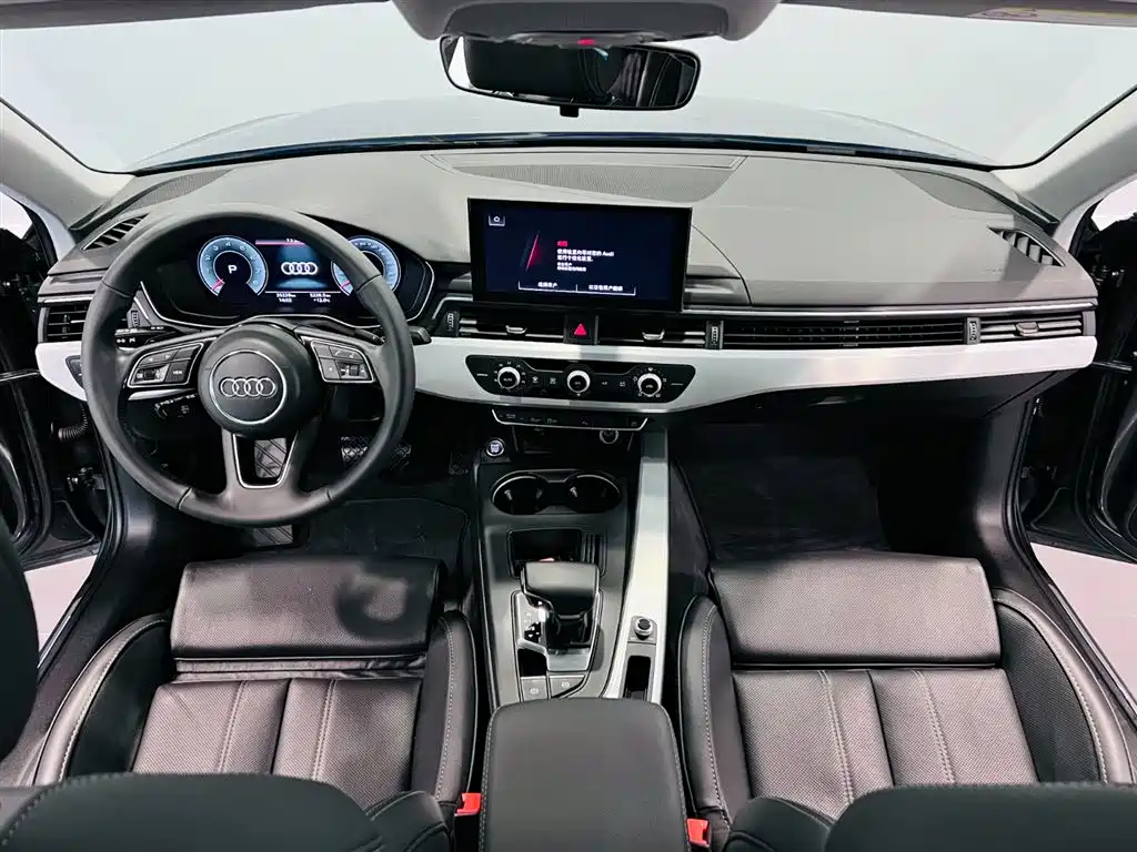 Audi A4L 2023 40 TFSI Fashionable and Dynamic купить на сайте DeffCars