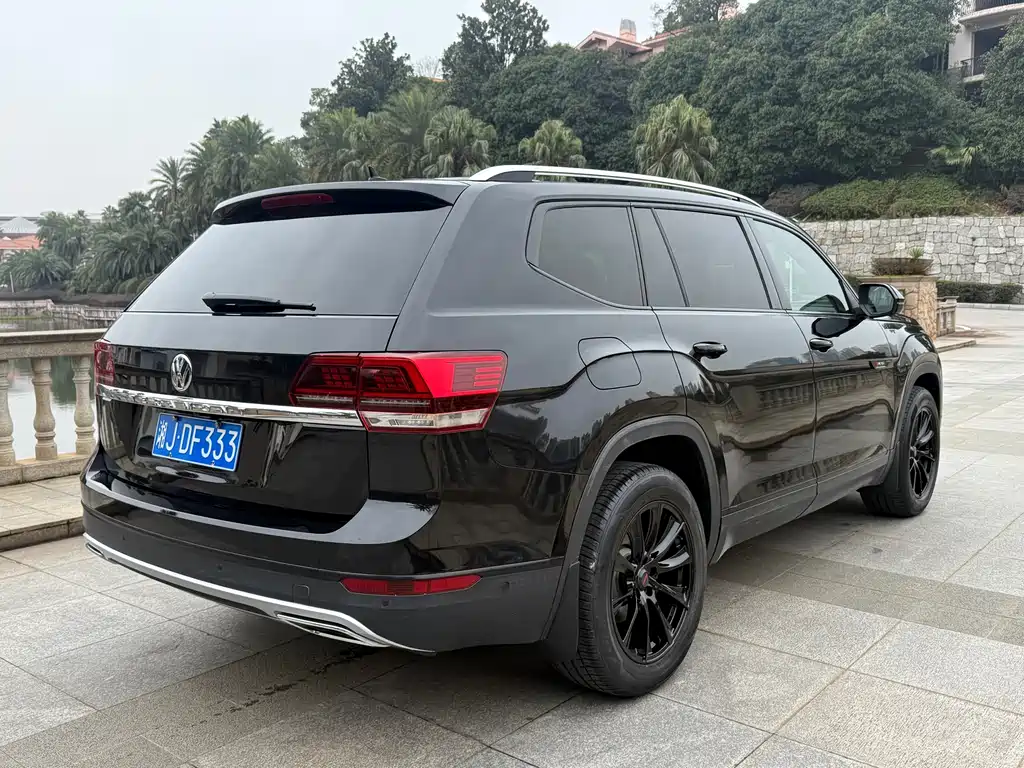 Touron 2020 380TSI four-wheel drive luxury version National VI купить на сайте DeffCars