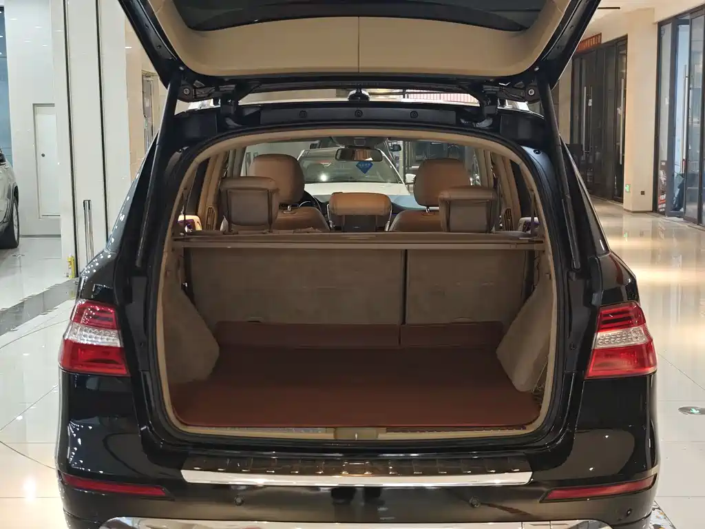 Mercedes-Benz M-Class 2012 ML 350 Luxury Model купить на сайте DeffCars