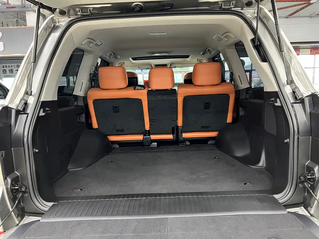Lexus LX 2019 570 Peak Special Edition купить на сайте DeffCars
