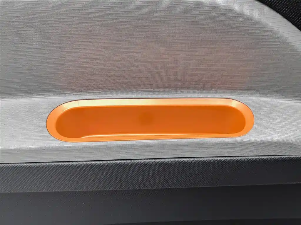 Hongguang MINIEV 2020 Free Model Lithium Iron Phosphate купить на сайте DeffCars