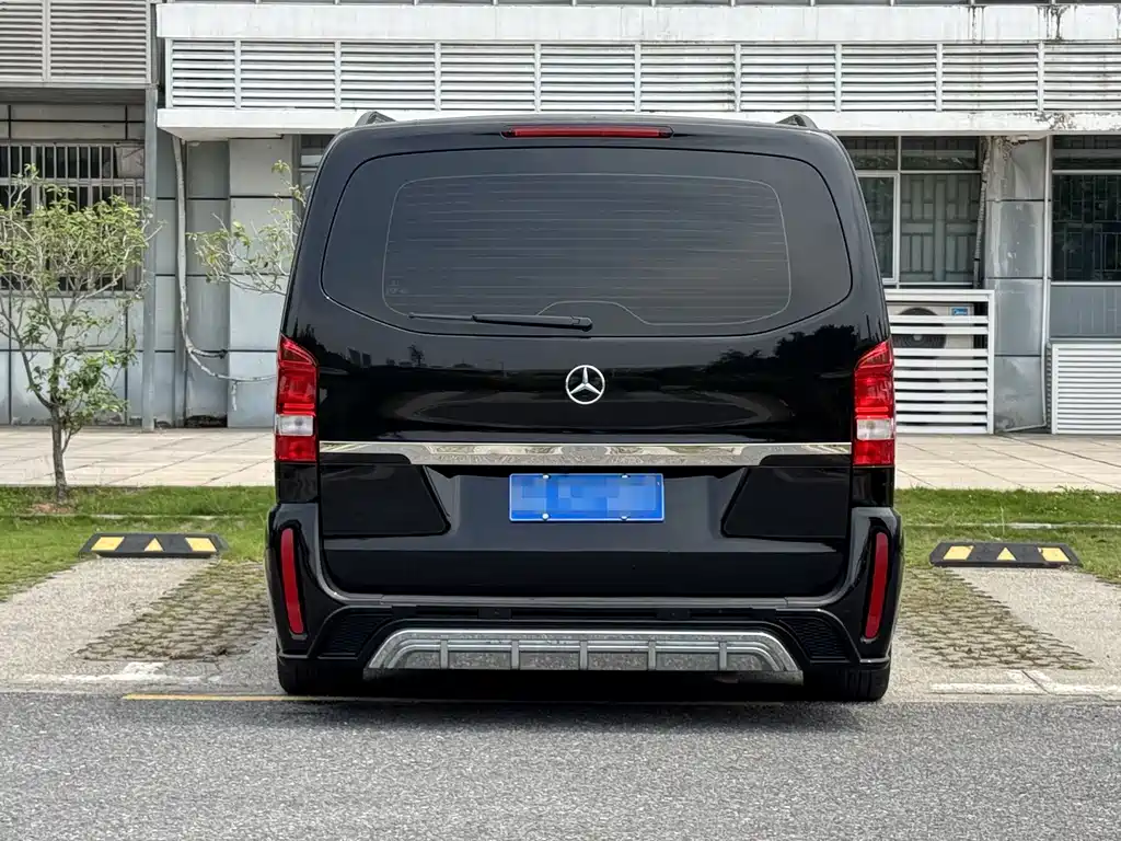 Vito 2021 2.0T Business Edition 7 seats купить на сайте DeffCars