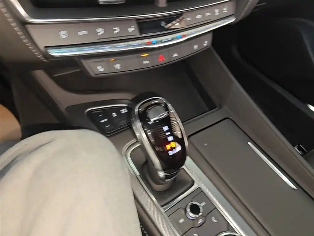 Cadillac CT5 2023 28T luxury model (standard version) купить на сайте DeffCars