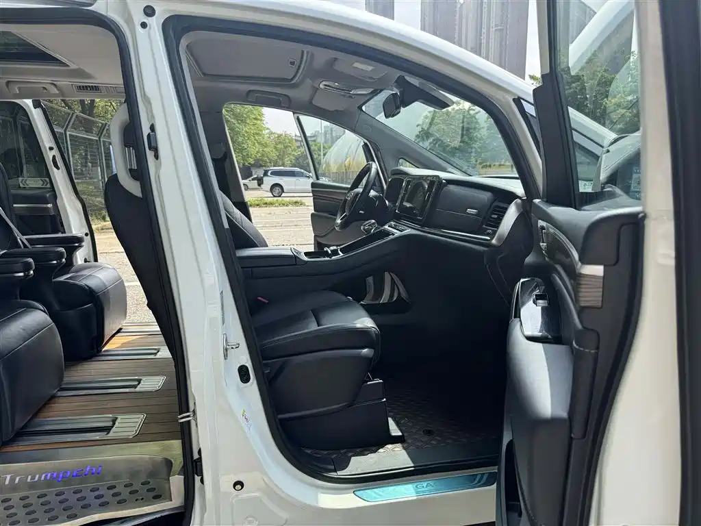 Trumpchi M8 2021 Lingxiu Series 390T Premium Edition купить на сайте DeffCars