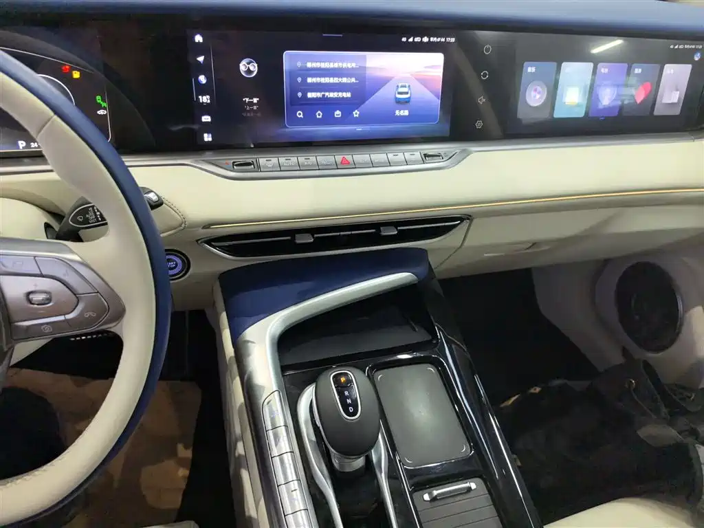 Lantu FREE 2021 four-wheel drive pure electric first commemorative edition exclusive luxury package купить на сайте DeffCars
