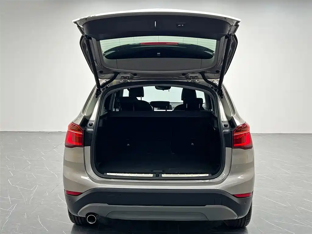 BMW X1 2019 sDrive18Li Fashion Model купить на сайте DeffCars
