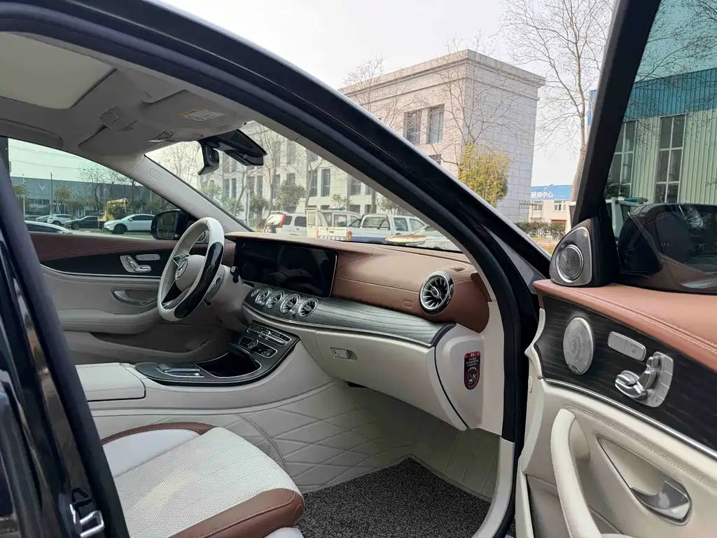 Mercedes-Benz E-Class 2023 E 300 L Fashion купить на сайте DeffCars