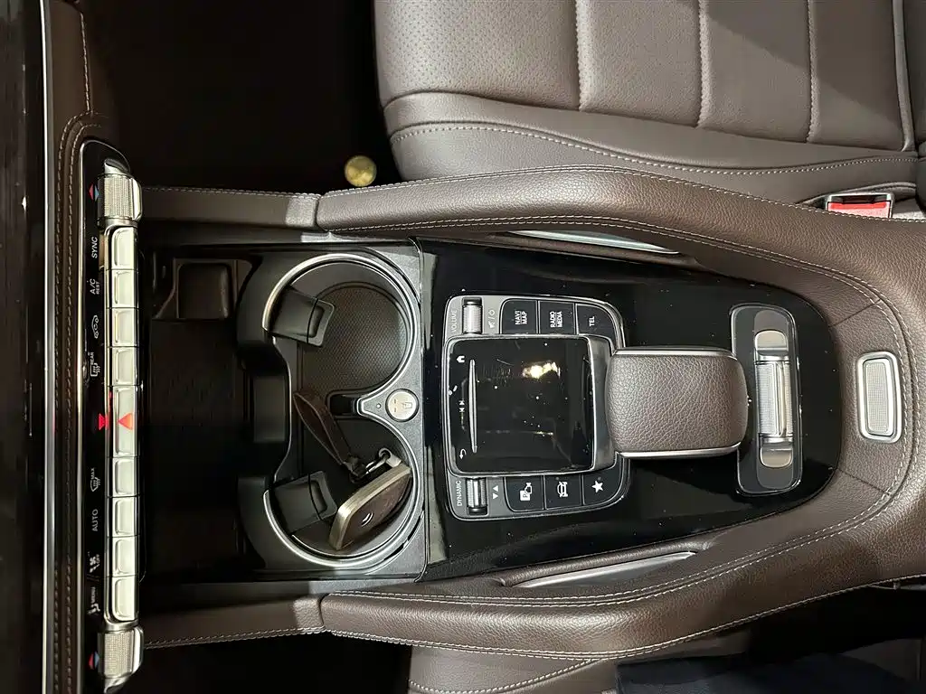 Mercedes-Benz GLS 2023 GLS 450 4MATIC Fashion Model купить на сайте DeffCars