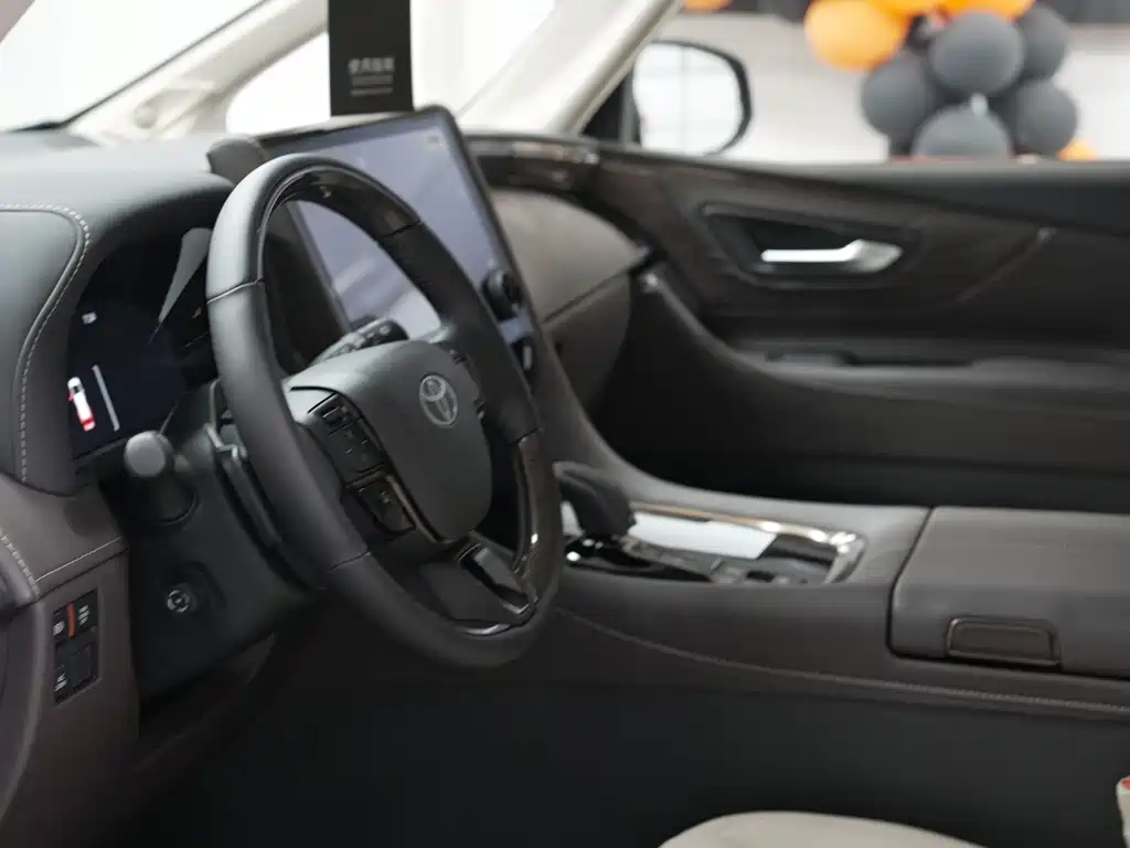 Alphard 2024款 双擎 2.5L 臻享版 купить на сайте DeffCars