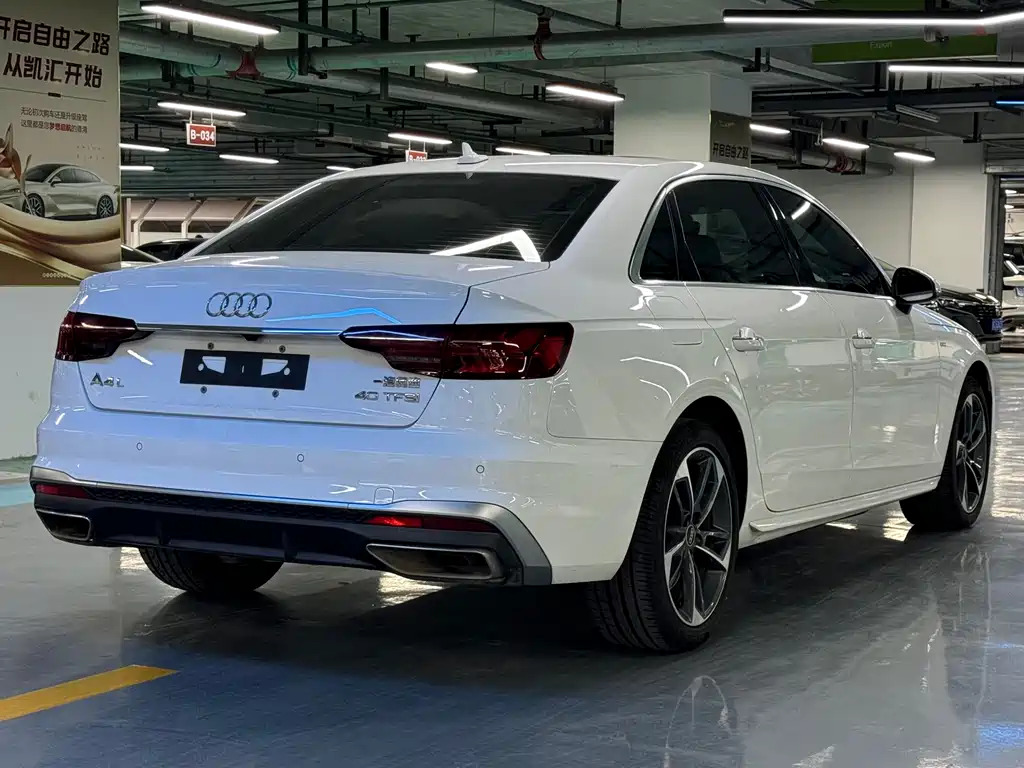 Audi A4L 2023 40 TFSI Fashionable and Dynamic купить на сайте DeffCars