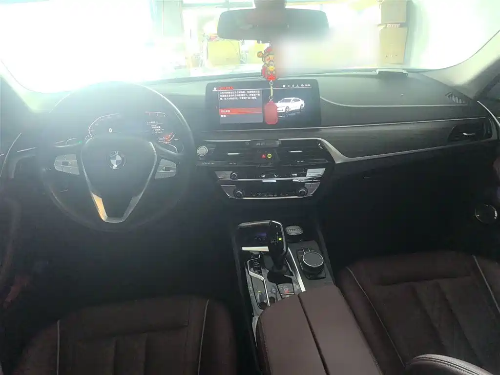 BMW 5 Series 2022 facelift 2 530Li leading model luxury package купить на сайте DeffCars