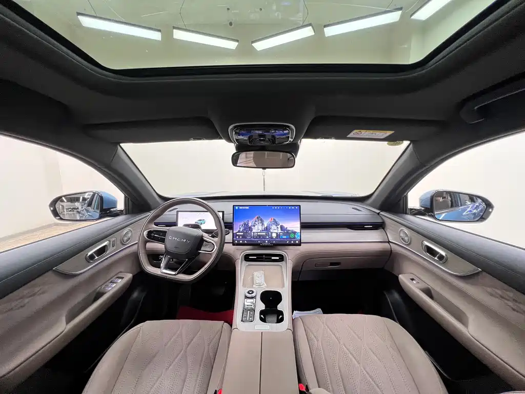 Tiggo 8 PLUS C-DM 2025 model 1.5T 116km premium type 5 seats купить на сайте DeffCars