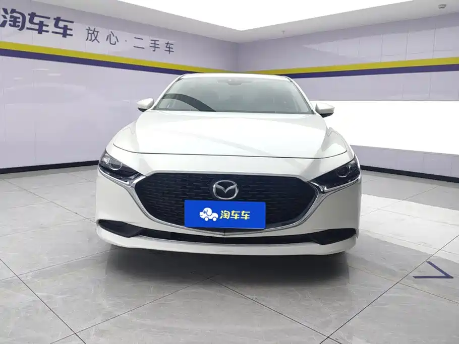 Mazda Axela 2021 1.5L Automatic Hyatt Edition купить на сайте DeffCars
