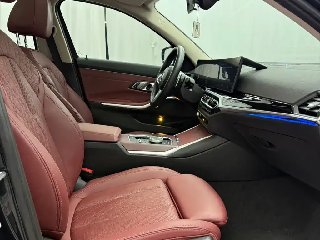 BMW 3 Series 2023 320Li M Sports Package купить на сайте DeffCars