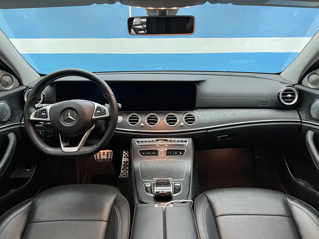Mercedes-Benz E-Class 2018 E 300 L Sporty and Stylish купить на сайте DeffCars