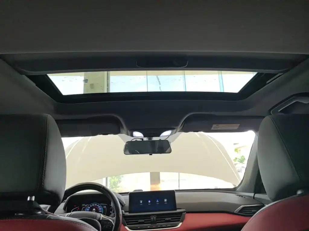Yixuan 2020 230T automatic dazzling track rider version купить на сайте DeffCars