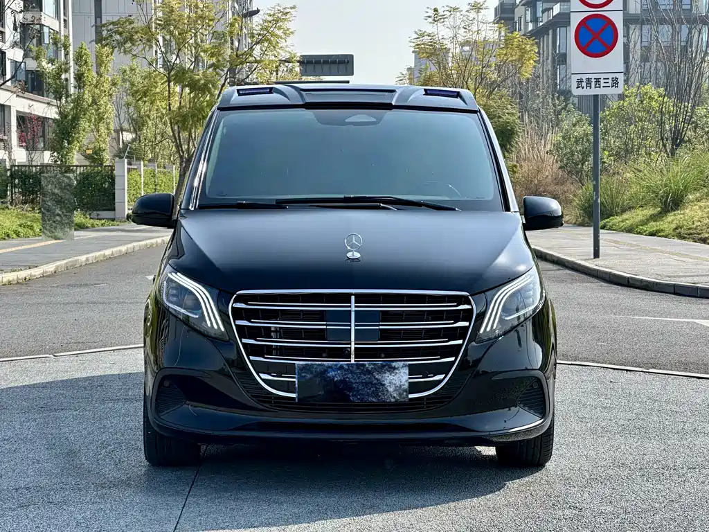 Vito 2024 2.0T Business Edition 7 seats купить на сайте DeffCars