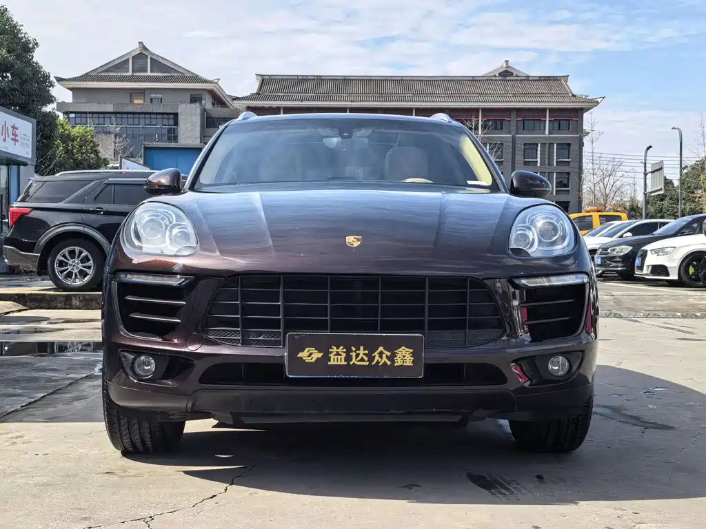 Macan 2016 Macan 2.0T купить на сайте DeffCars