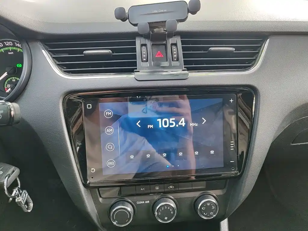 Octavia 2019 TSI230 DGSSenova Zhixing Comfort Edition National VI купить на сайте DeffCars