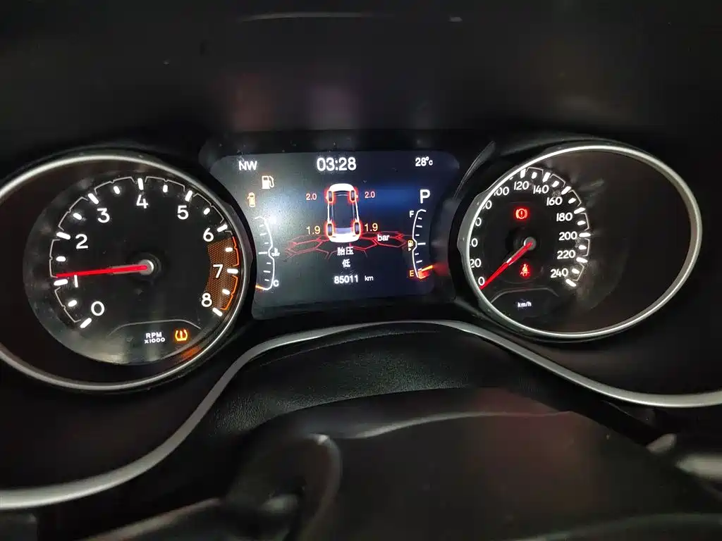 Compass 2017 200T Automatic Home Edition купить на сайте DeffCars