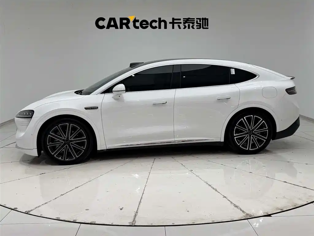 Zhijie R7 2025 extended range 251km Max купить на сайте DeffCars