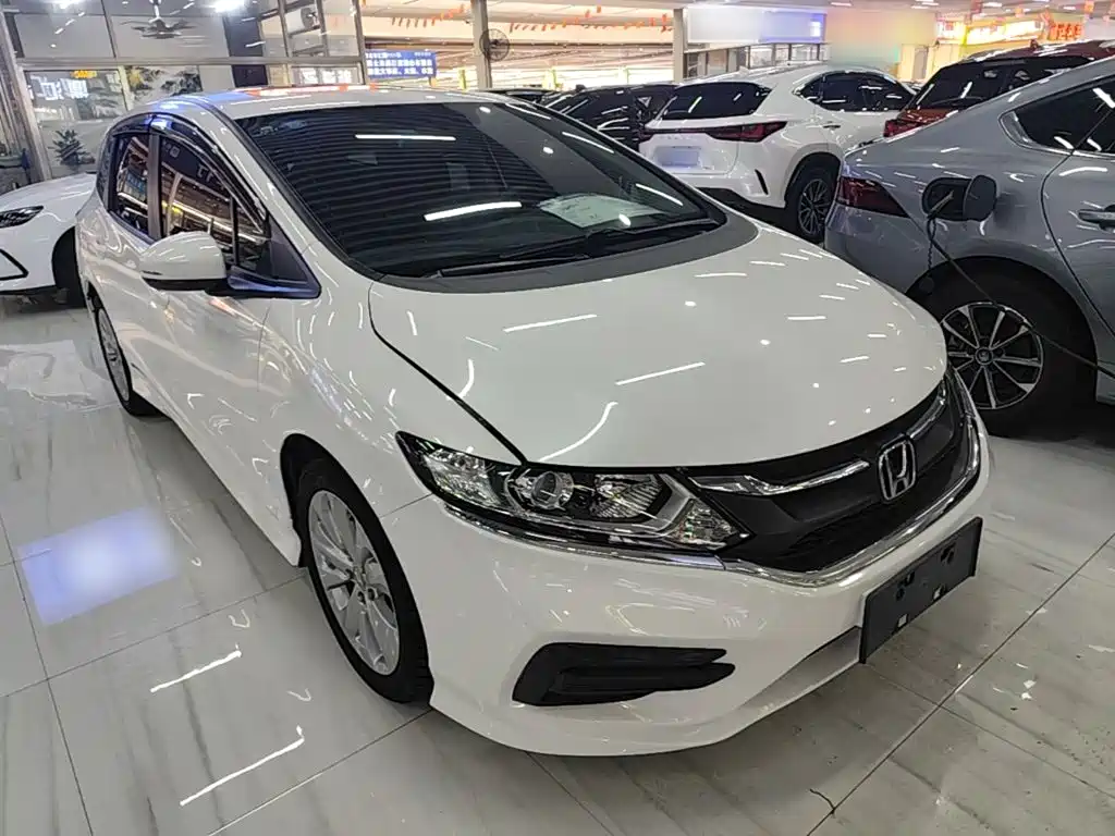 Jade 2020 1.8L automatic classic version купить на сайте DeffCars