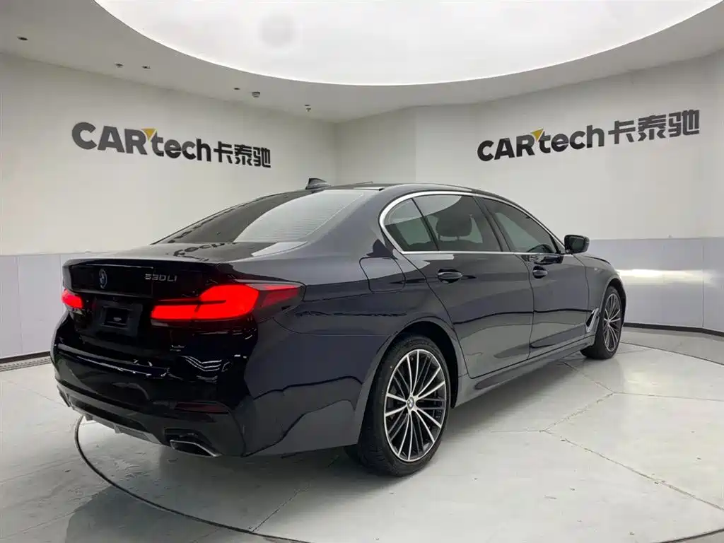 BMW 5 Series 2022 facelift 530Li leading M sports package купить на сайте DeffCars