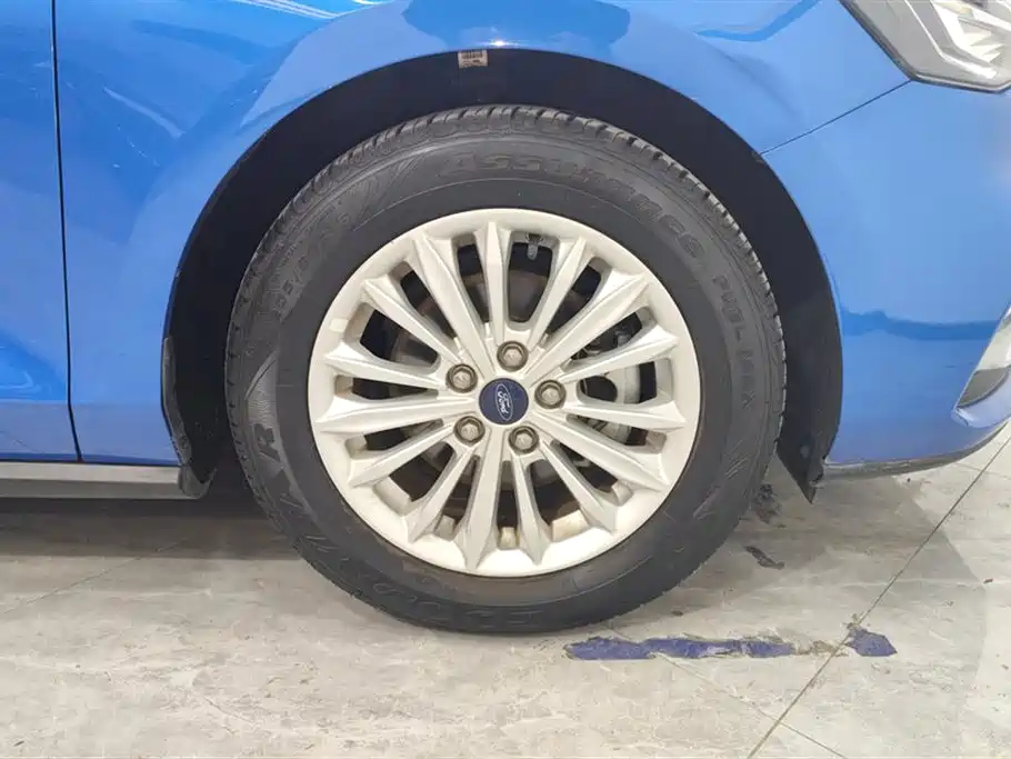Focus 2021 Sedan 1.5L Automatic Front Jump купить на сайте DeffCars