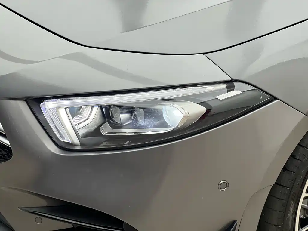 Mercedes-Benz A-Class AMG 2022 AMG A 35 L 4MATIC купить на сайте DeffCars