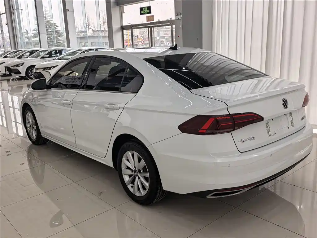 Bora 2021 1.5L automatic comfort intelligent connected version купить на сайте DeffCars