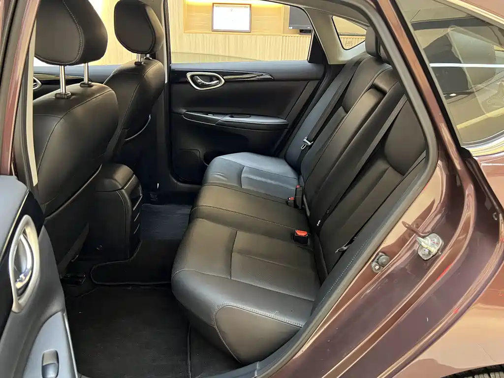 Sylphy 2016 1.6XL CVT Exclusive Edition купить на сайте DeffCars