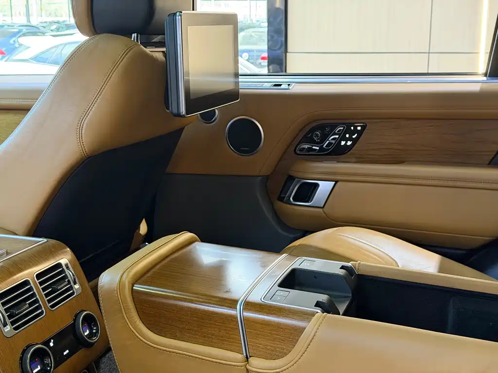 Range Rover 2019 3.0 SC V6 Honored Creation Extended Edition купить на сайте DeffCars