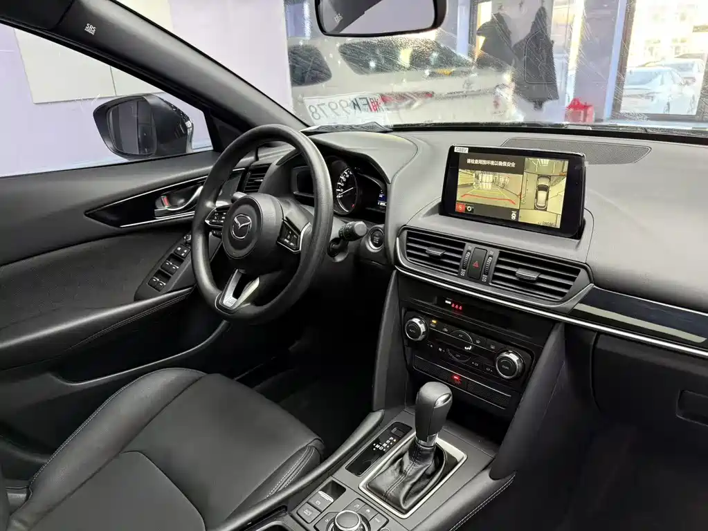 Mazda CX-4 2021 2.0L automatic two-wheel drive Blue Sky Exploration Edition купить на сайте DeffCars